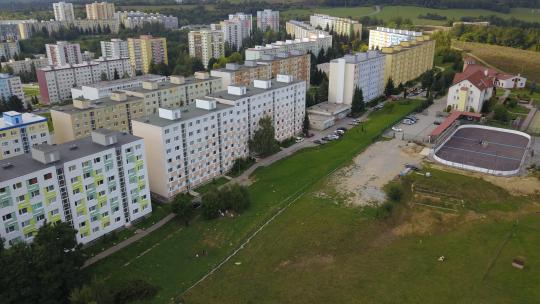 O parkoviskách za Tatranskou ulicou rozhodnú obyvatelia O parkoviskách za Tatranskou ulicou rozhodnú obyvatelia